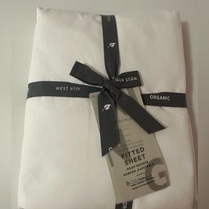 West elm king sized fitted sheet